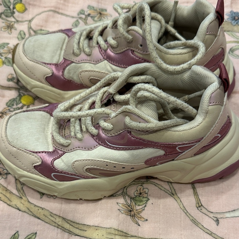 Zara Kids Sneakers in Pink and Cream